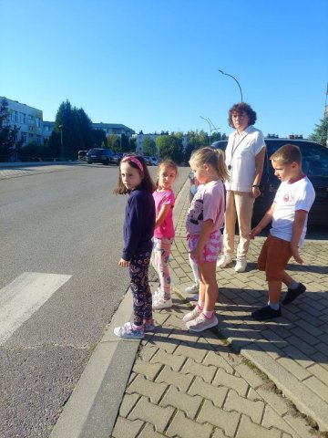 b_1024_768_0_00_images_2023_2024_WYDARZENIA_policjant_wrzesien_382997661_779815137279770_2968691599531557016_n